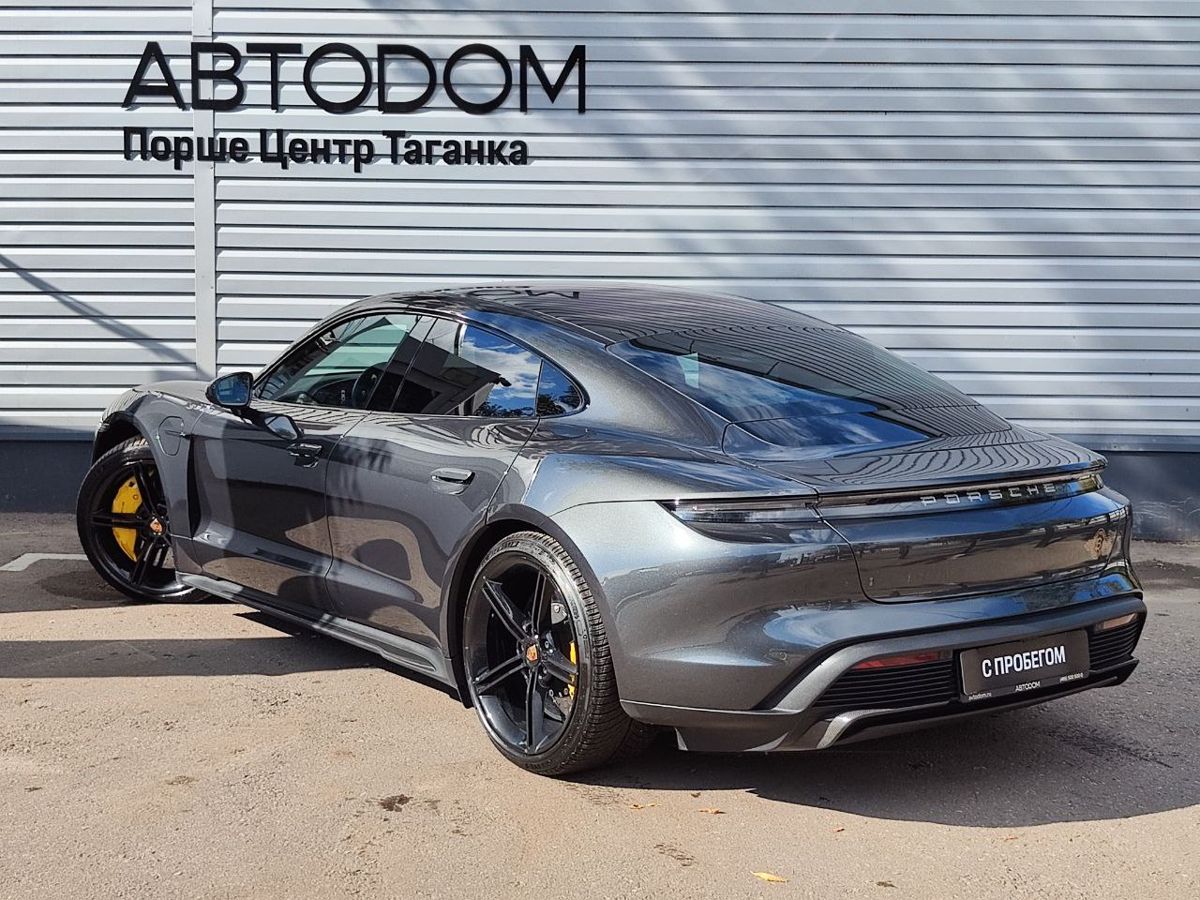 Porsche Taycan Turbo S Electro AT 4WD (560 кВт)