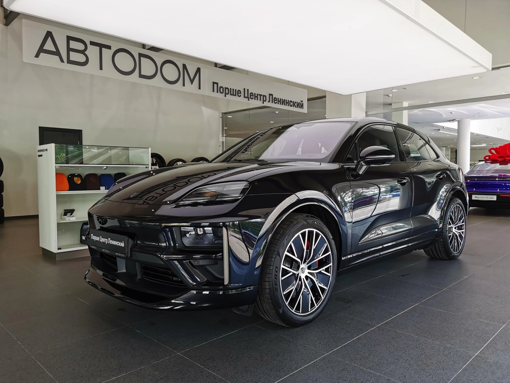 Porsche Macan Turbo Electric Turbo 96 kWh Electro AT 4WD (470 кВт)