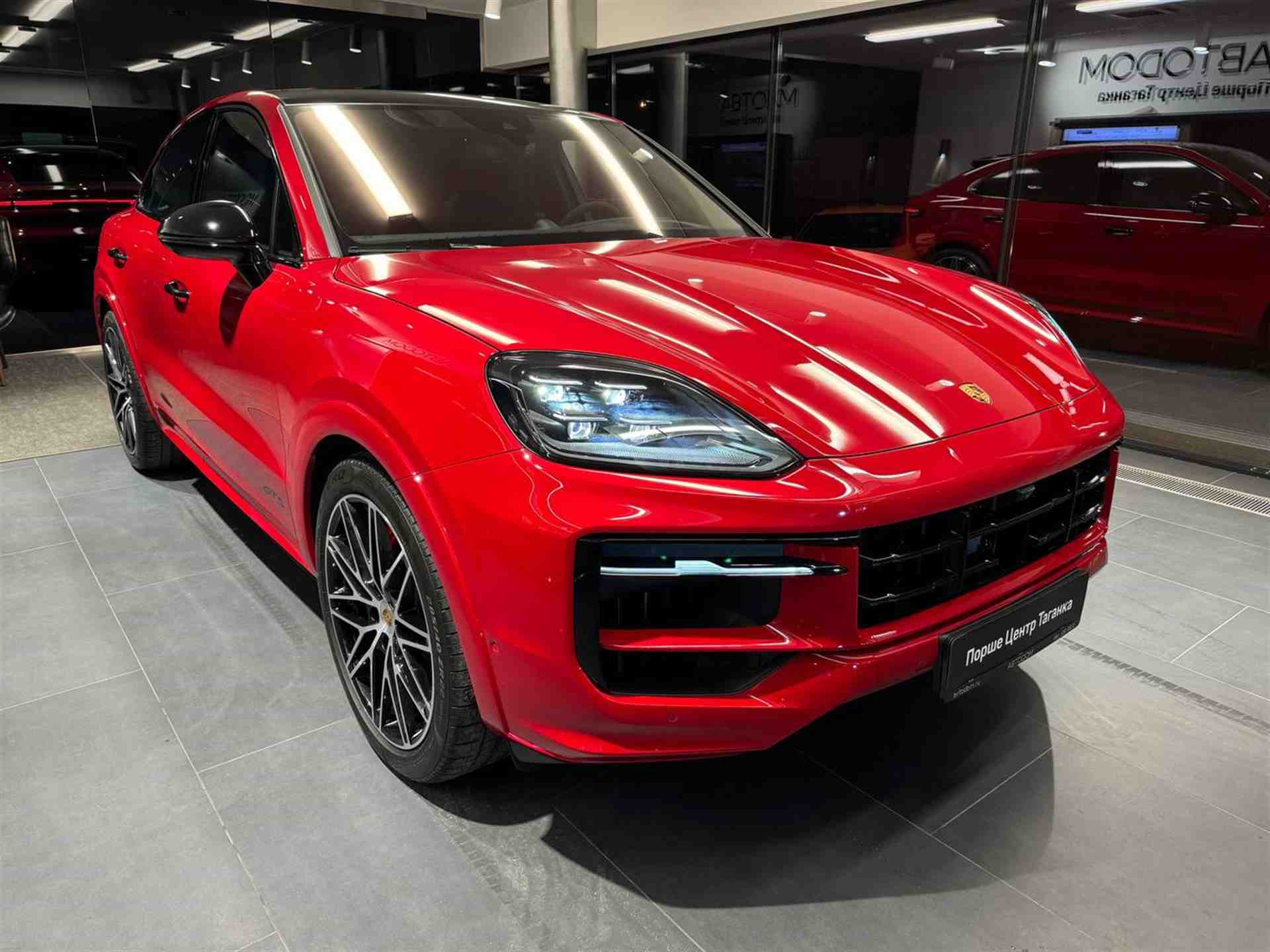 Porsche Cayenne GTS Coupé GTS 4.0 AT 4WD (500 л.с.)