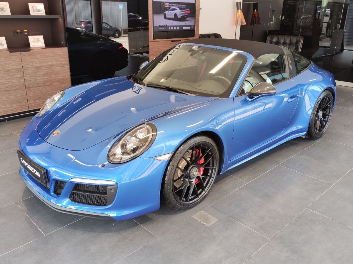 Porsche 911 Targa 4 GTS 3.0 AMT 4WD (450 л.с.)