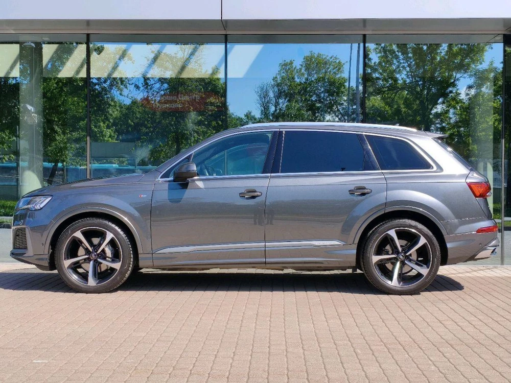Audi Q7 Sport 3.0d AT 4WD (249 л.с.)