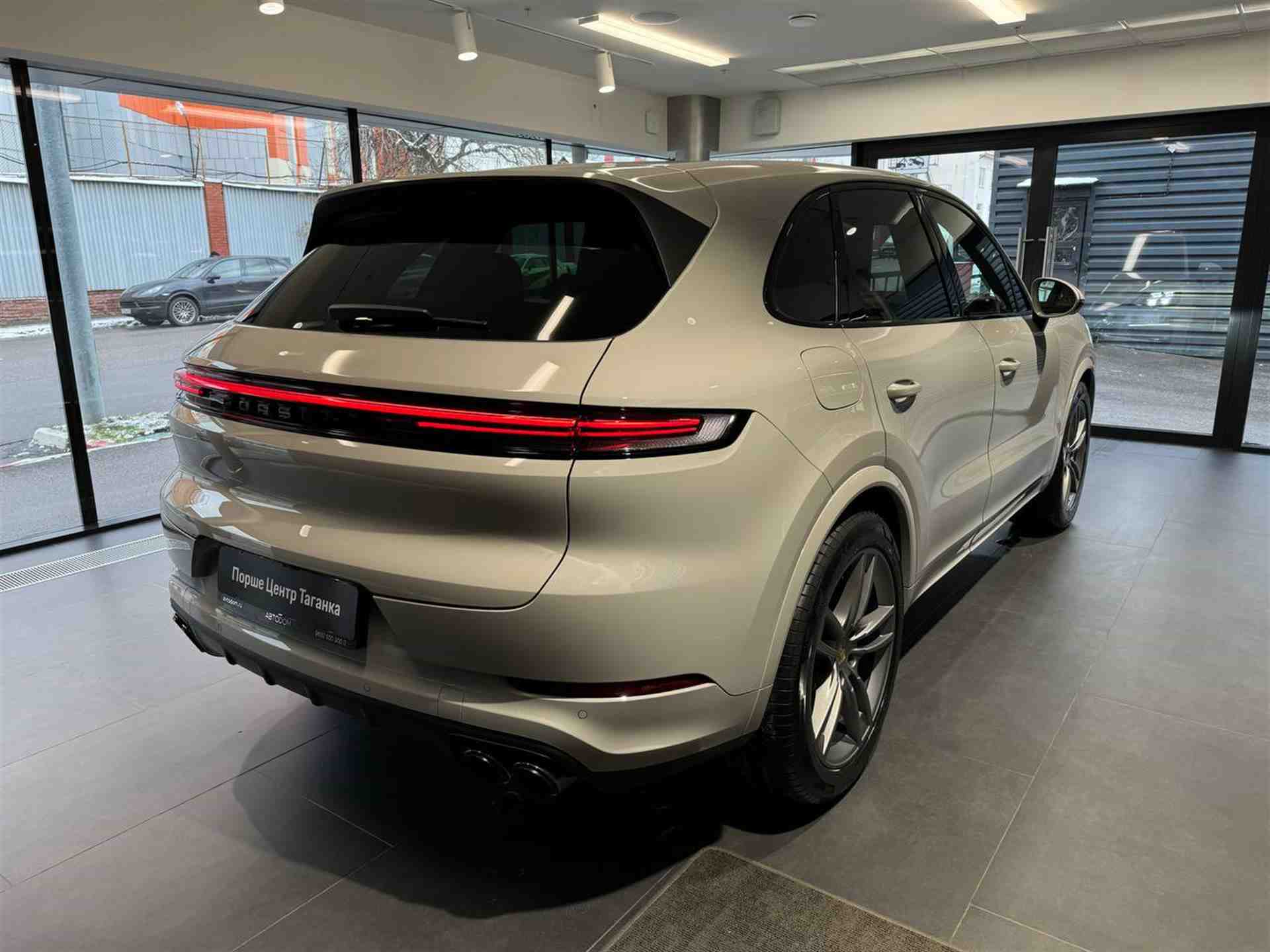 Porsche Cayenne 3.0 AT 4WD (353 л.с.)