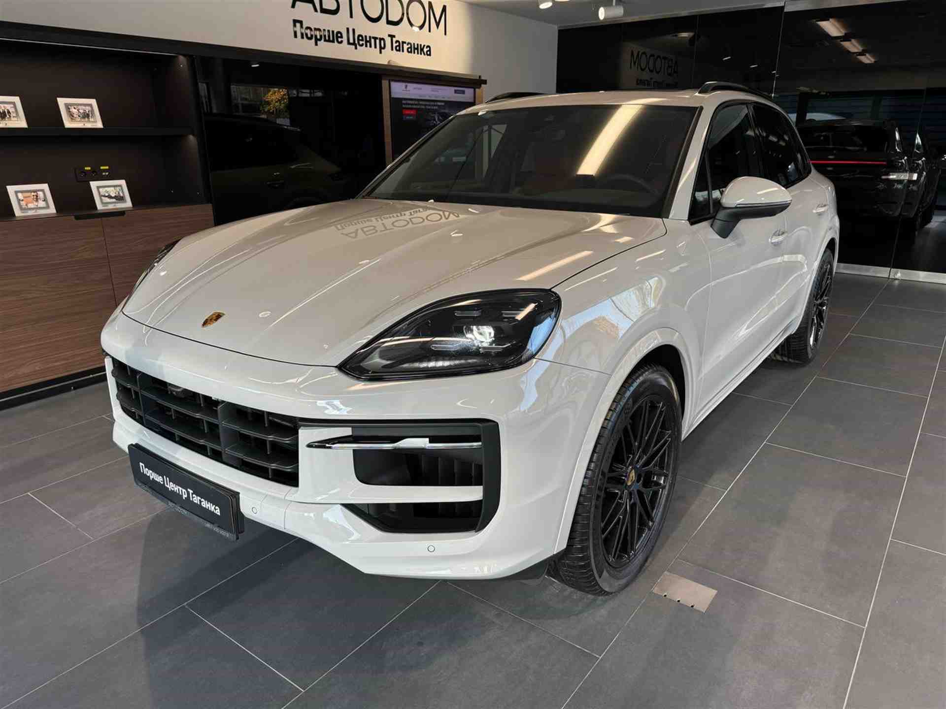 Porsche Cayenne 3.0 AT 4WD (353 л.с.)