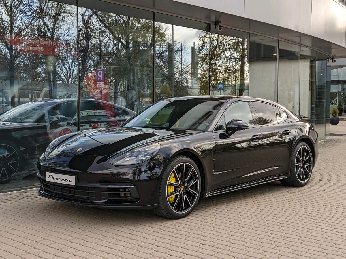 Porsche Panamera 4S 2.9 AMT 4WD (440 л.с.)