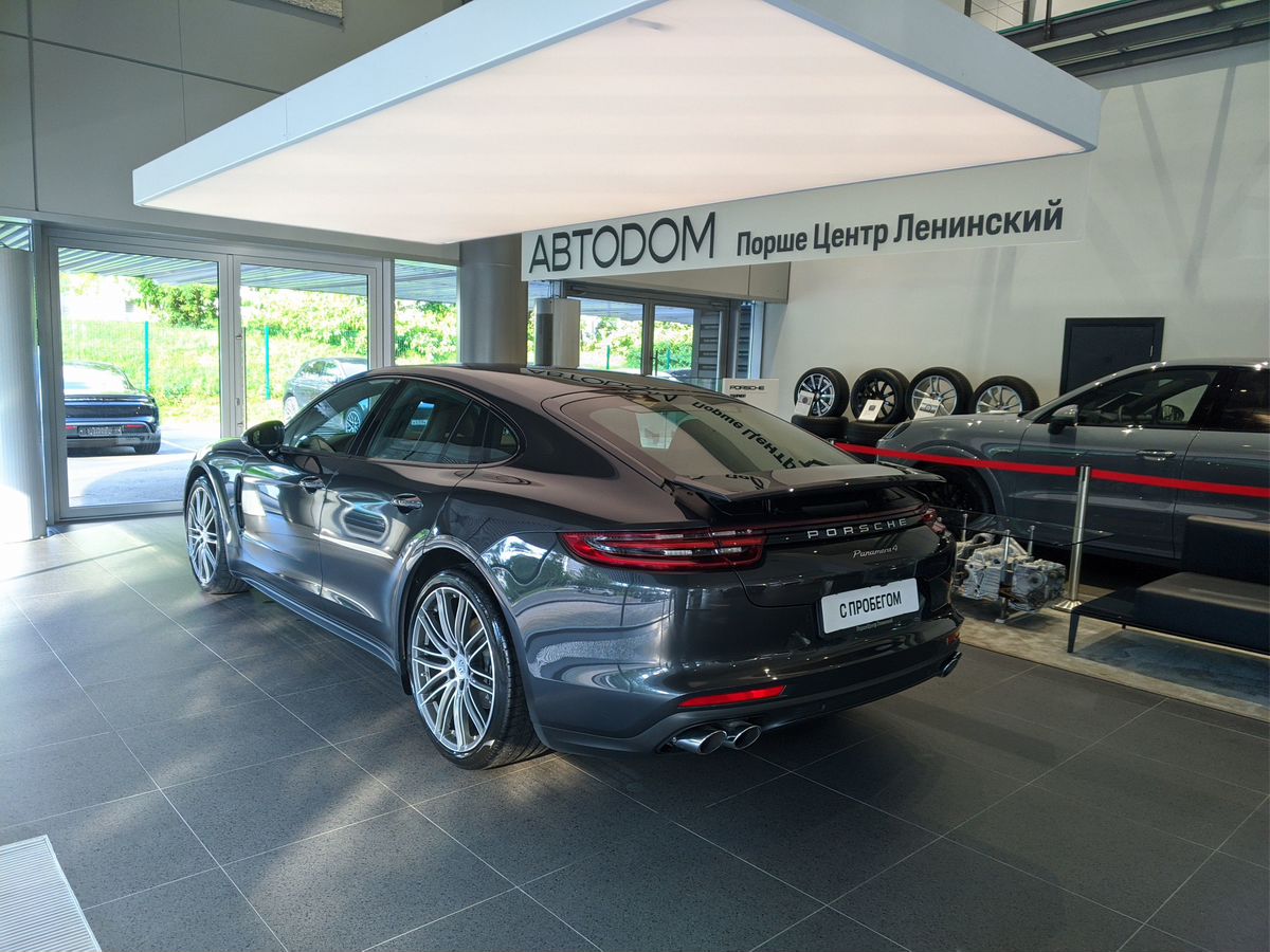 Porsche Panamera 4 3.0 AMT 4WD (330 л.с.)