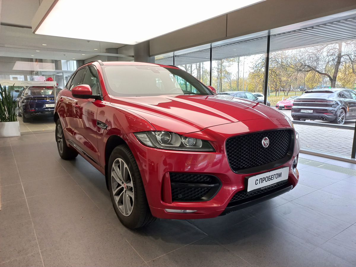 Jaguar F-Pace R-Sport 3.0 AT 4WD (340 л.с.)