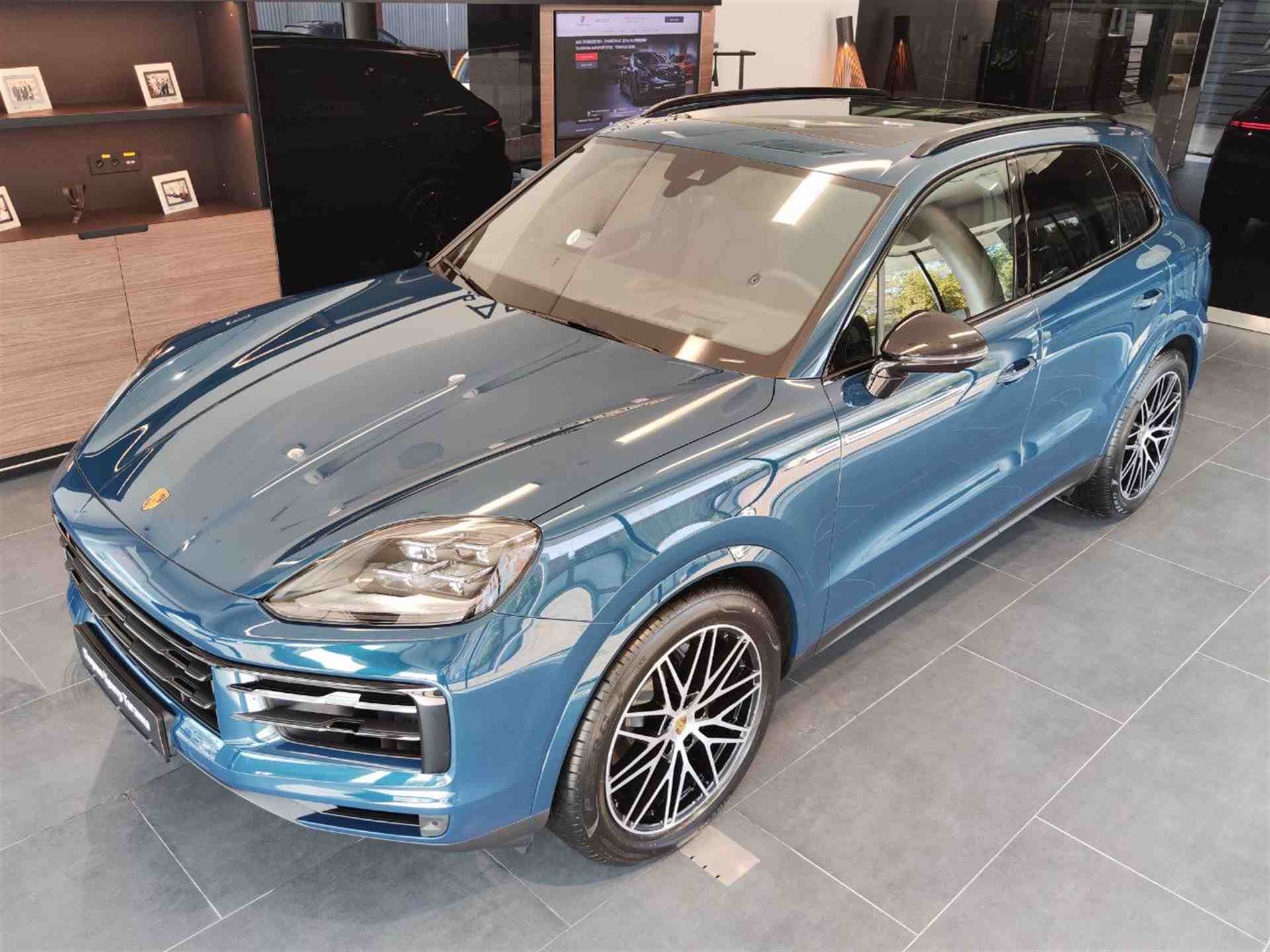 Porsche Cayenne 3.0 AT 4WD (353 л.с.)