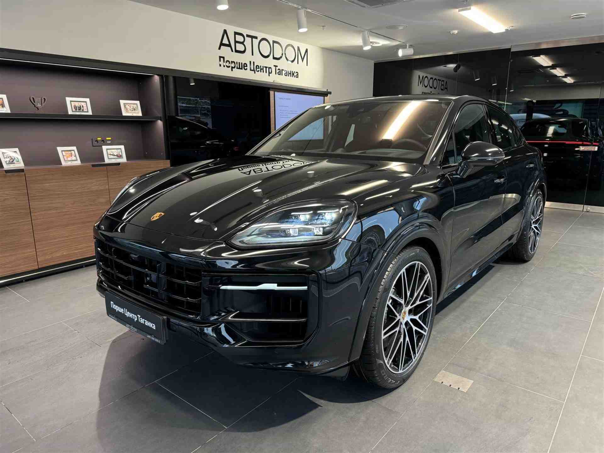 Porsche Cayenne GTS Coupé GTS 4.0 AT 4WD (500 л.с.)