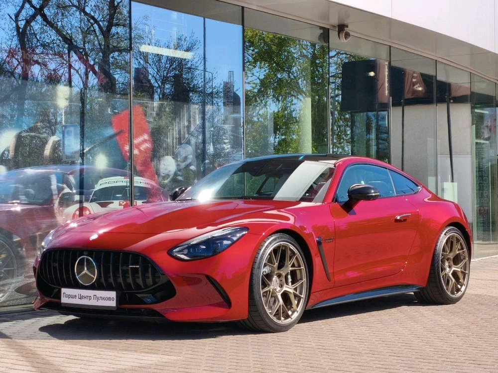 Mercedes-Benz AMG GT AMG GT 63 4.0 AT 4Matic (585 л.с.)