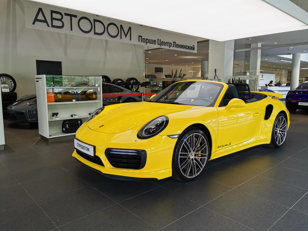 Porsche 911 Turbo S 3.8 AMT 4WD (580 л.с.)