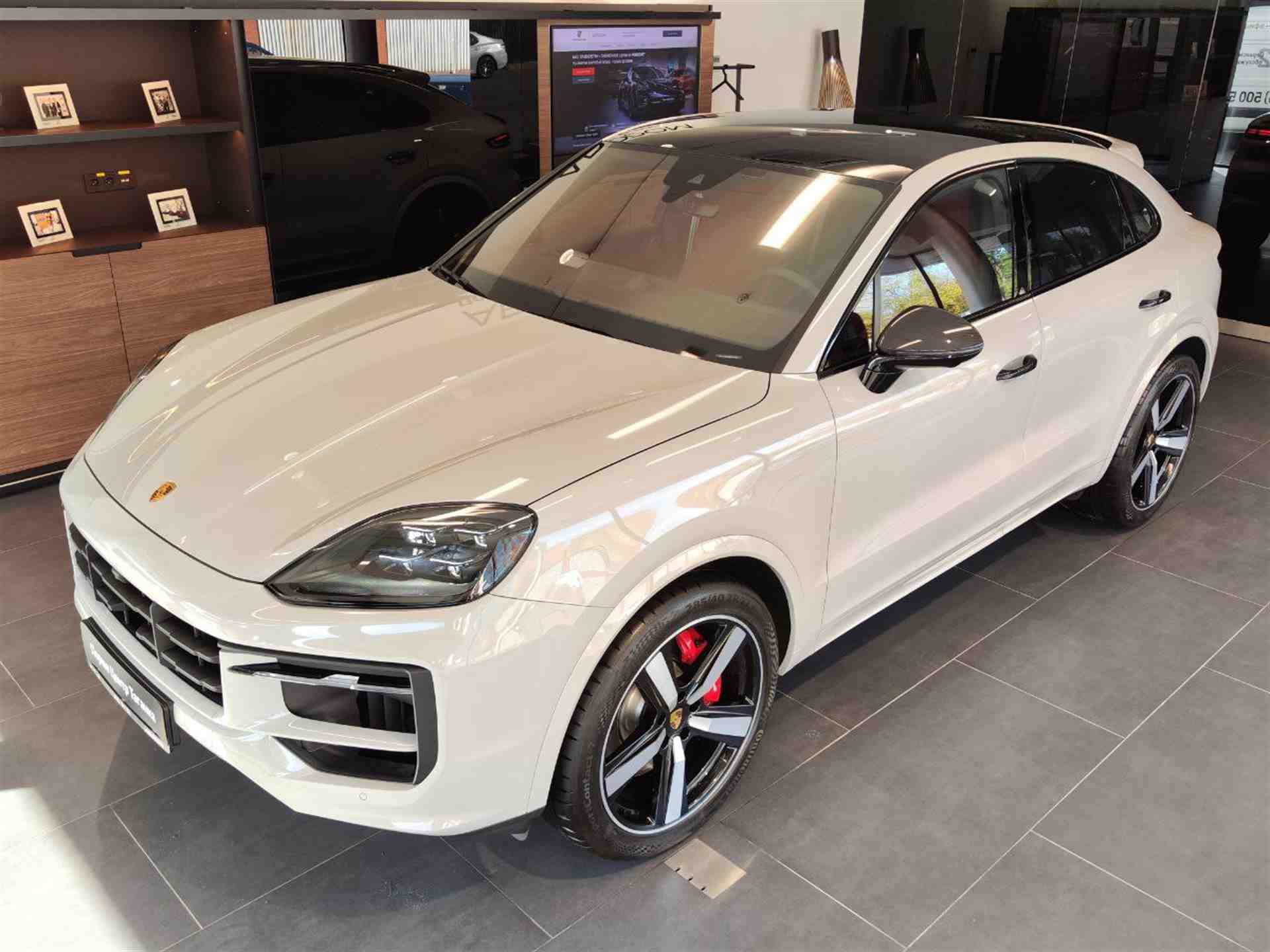 Porsche Cayenne S Coupe S 4.0 AT 4WD (474 л.с.)