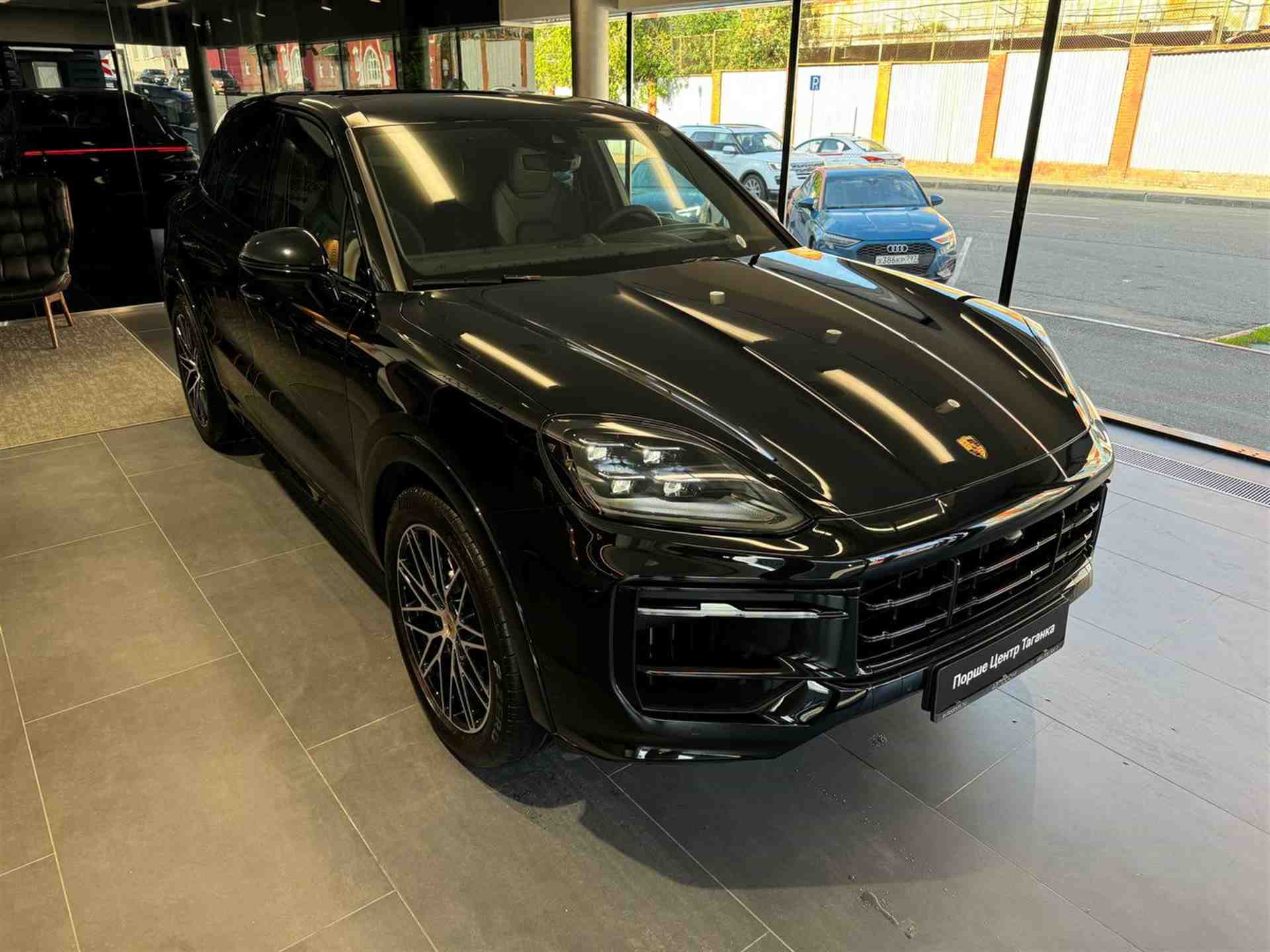 Porsche Cayenne S 4.0 AT 4WD (474 л.с.)