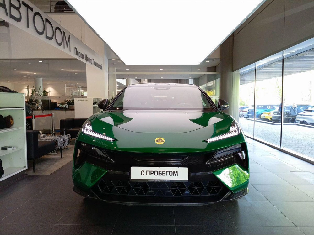 Lotus Eletre R+ R Electro AT 4WD (675 кВт)