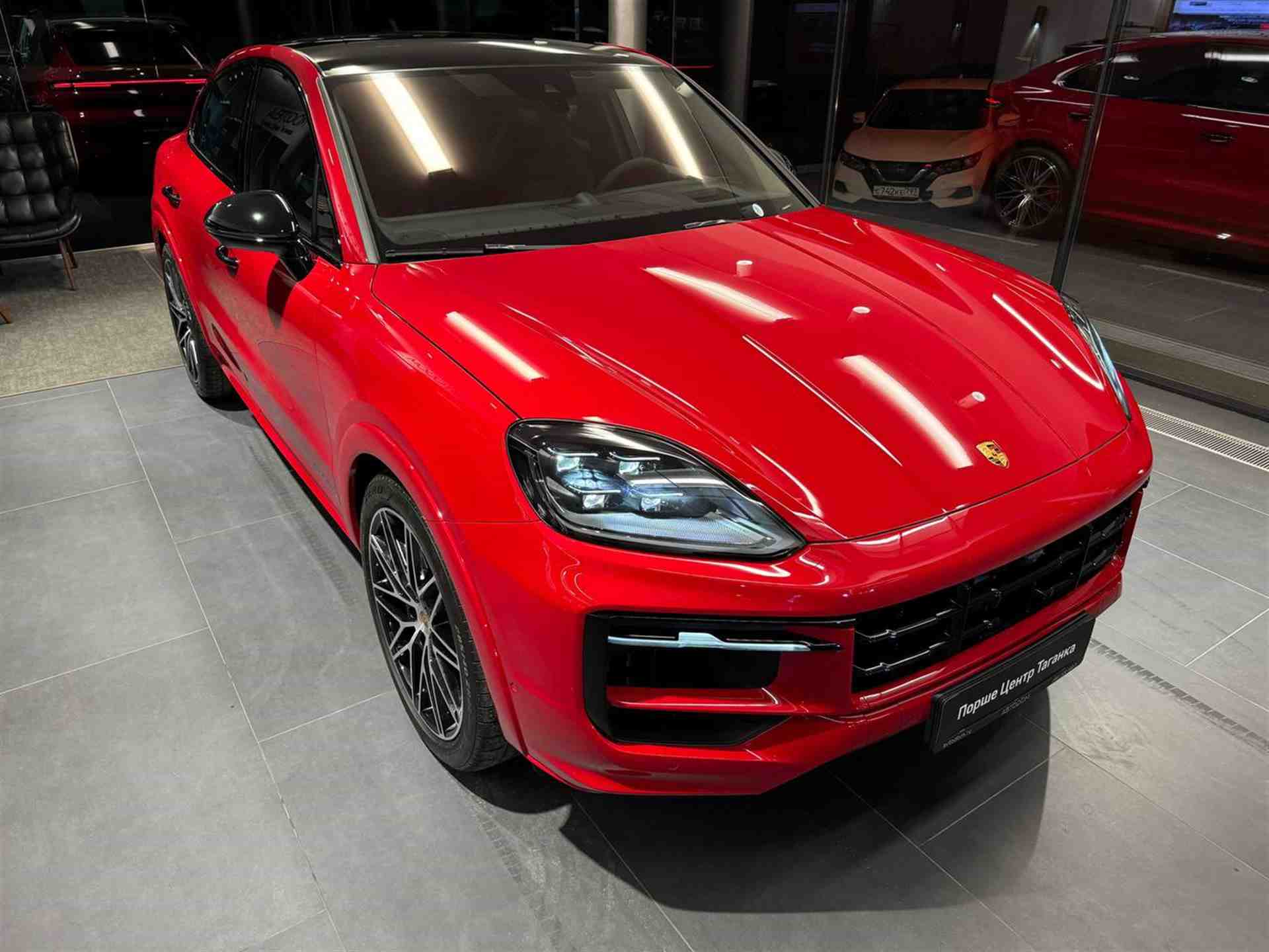 Porsche Cayenne GTS Coupé GTS 4.0 AT 4WD (500 л.с.)