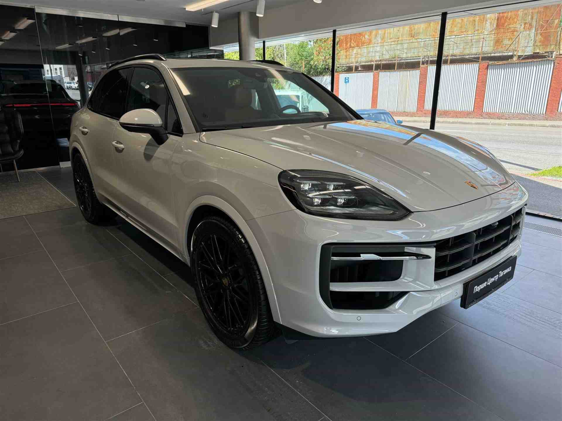 Porsche Cayenne 3.0 AT 4WD (353 л.с.)