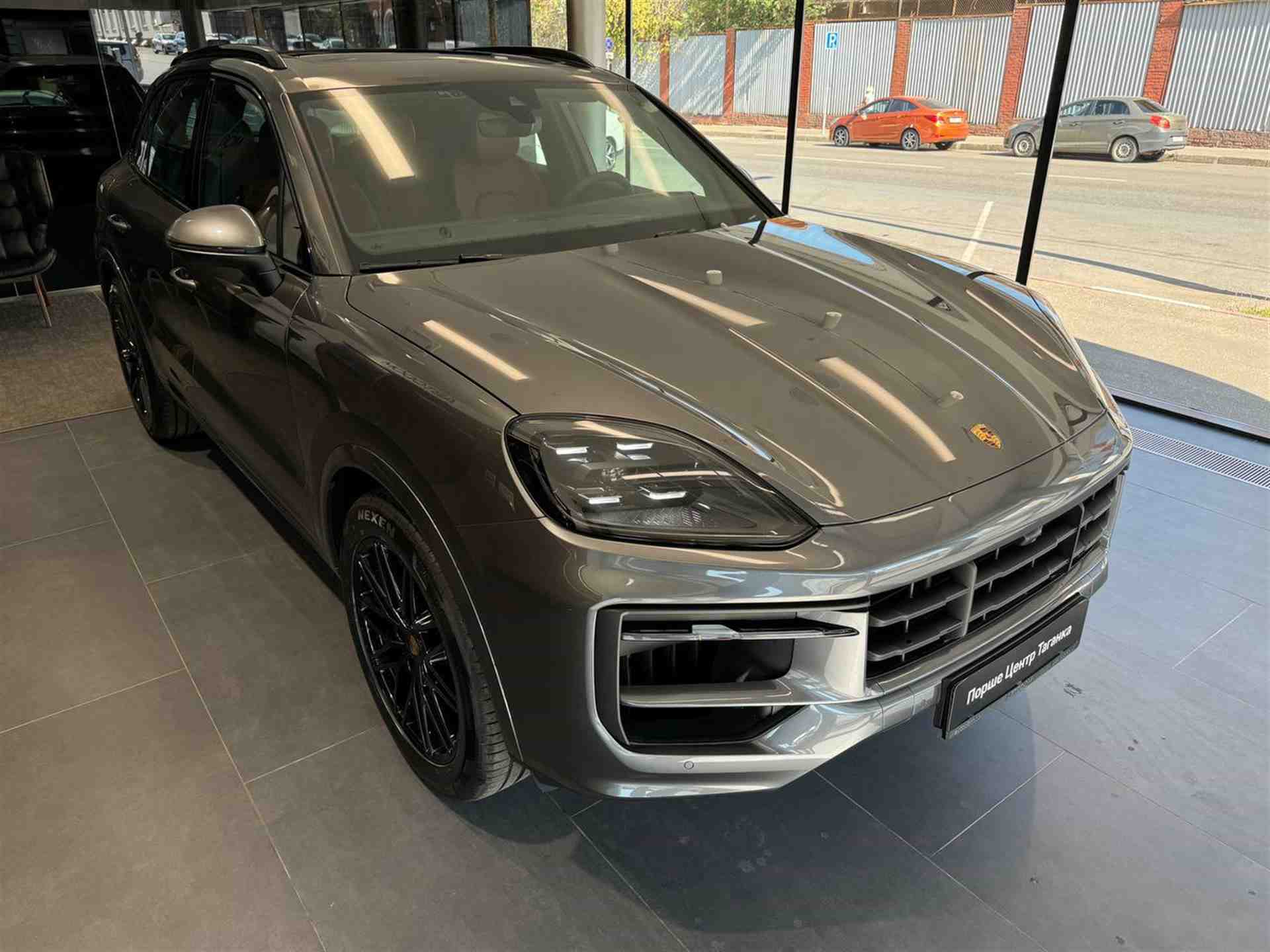 Porsche Cayenne 3.0 AT 4WD (353 л.с.)