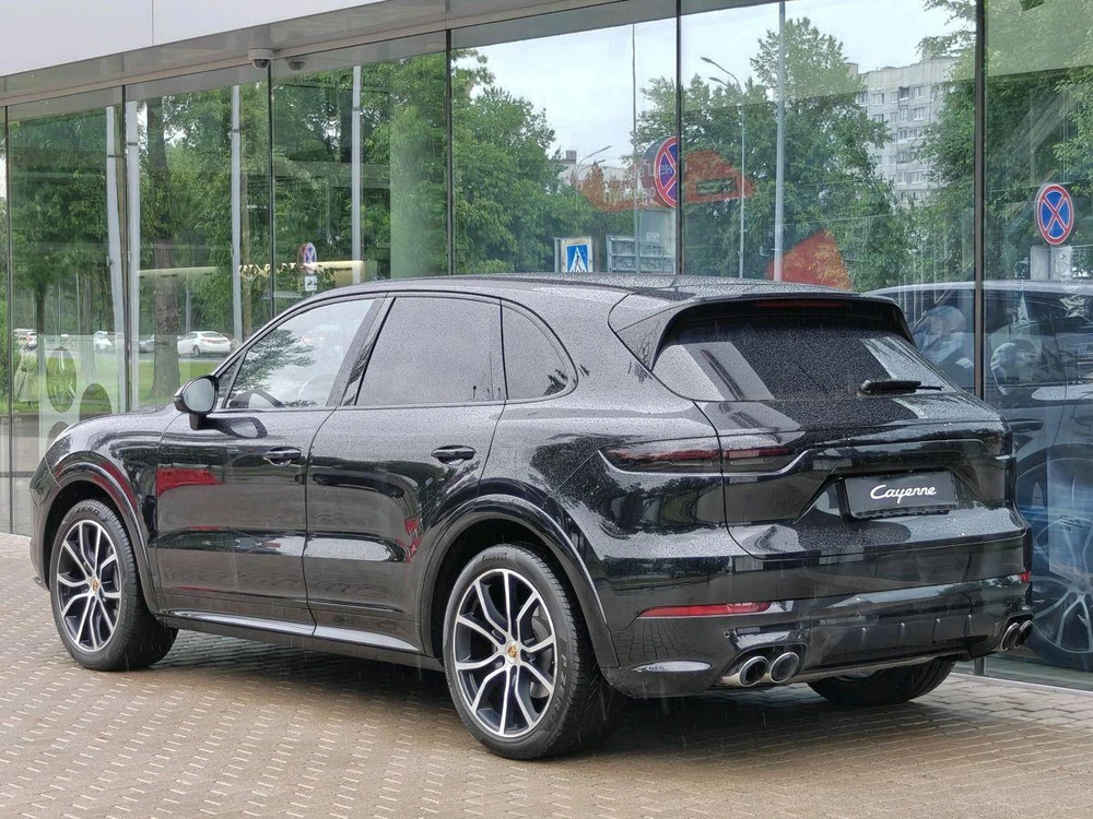 Porsche Cayenne Platinum Edition 3.0 AT 4WD (340 л.с.)