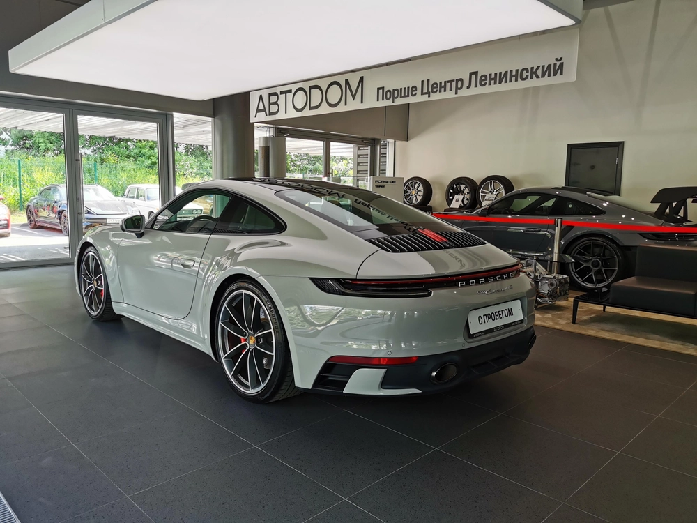 Porsche 911 Carrera 4S 3.0 AMT 4WD (450 л.с.)