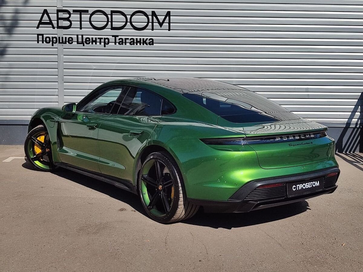 Porsche Taycan Turbo S Electro AT 4WD (560 кВт)