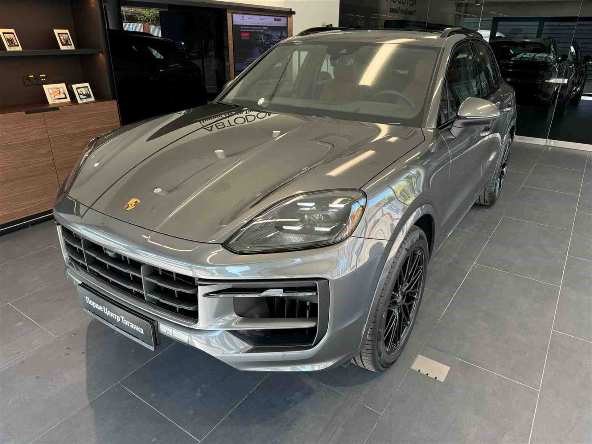 Porsche Cayenne 3.0 AT 4WD (353 л.с.)