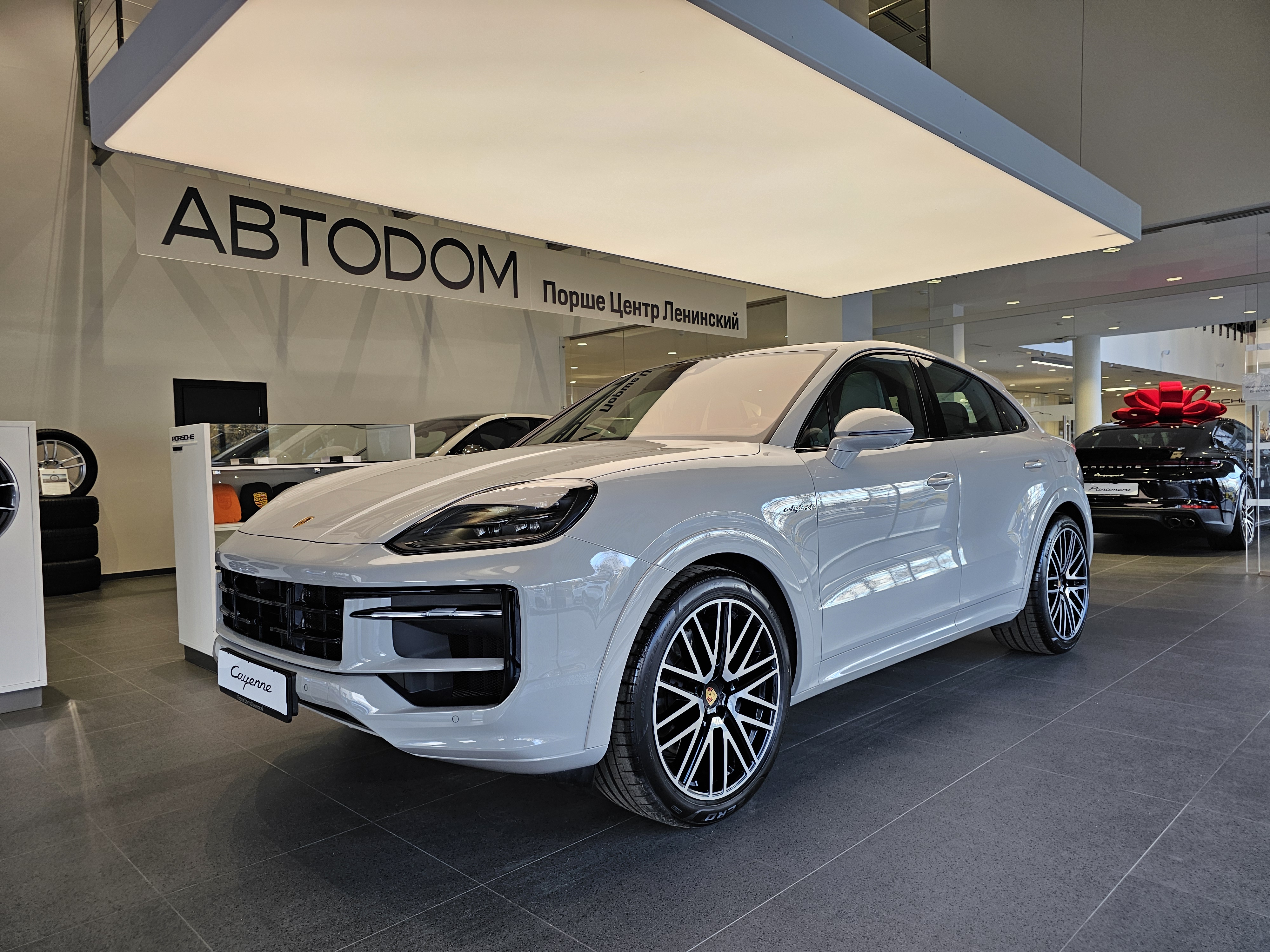 Porsche Cayenne E-Hybrid Coupé 3.0hyb AT 4WD (470 л.с.)