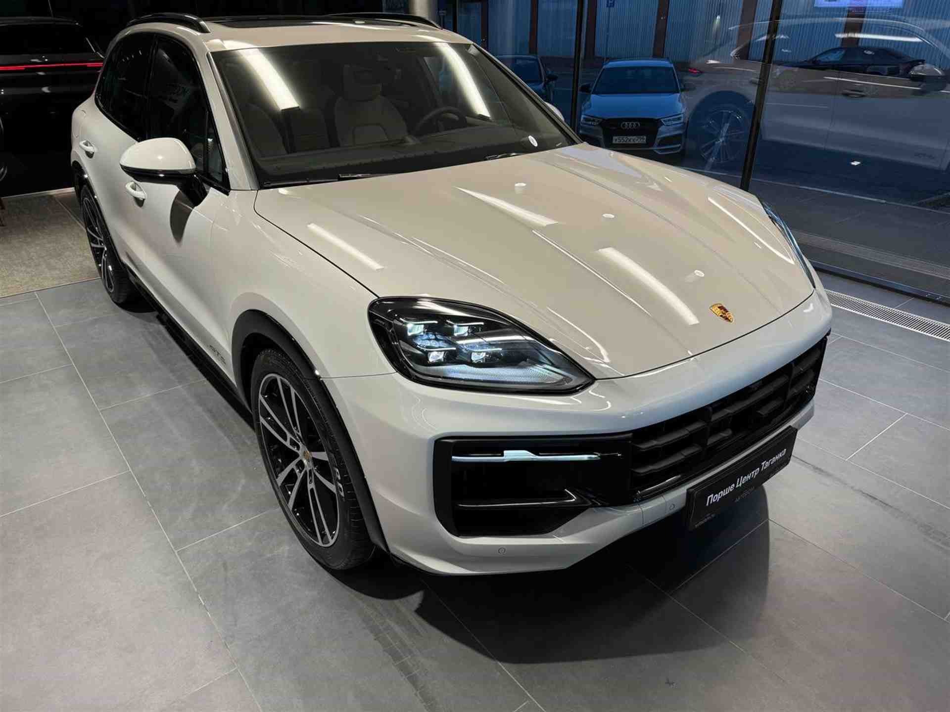 Porsche Cayenne GTS 4.0 AT 4WD (500 л.с.)