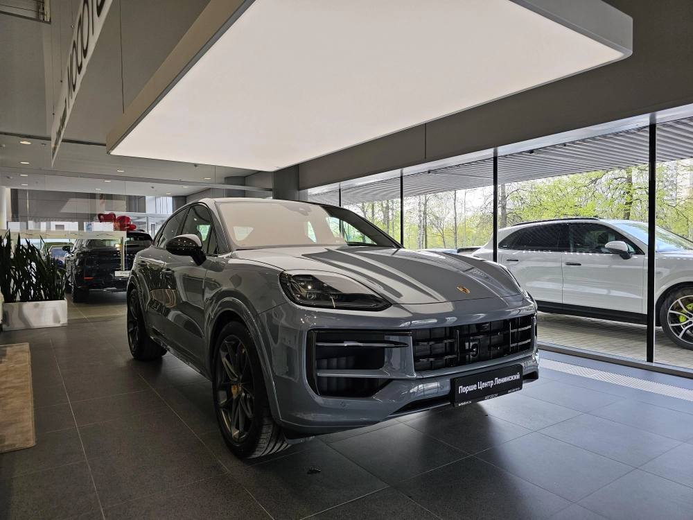 Porsche Cayenne GTS Coupé GTS 4.0 AT 4WD (500 л.с.)