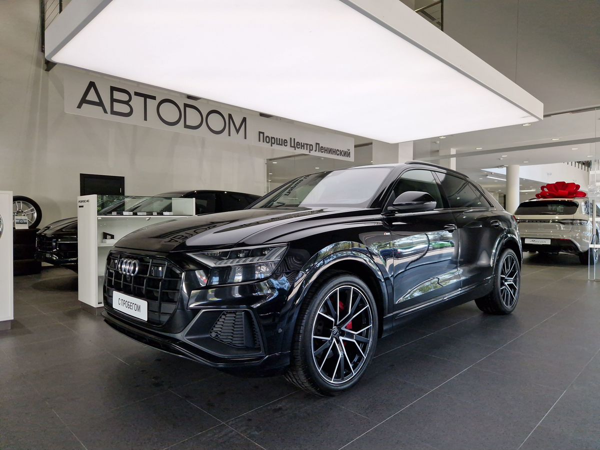 Audi Q8 Base 3.0d AT 4WD (249 л.с.)