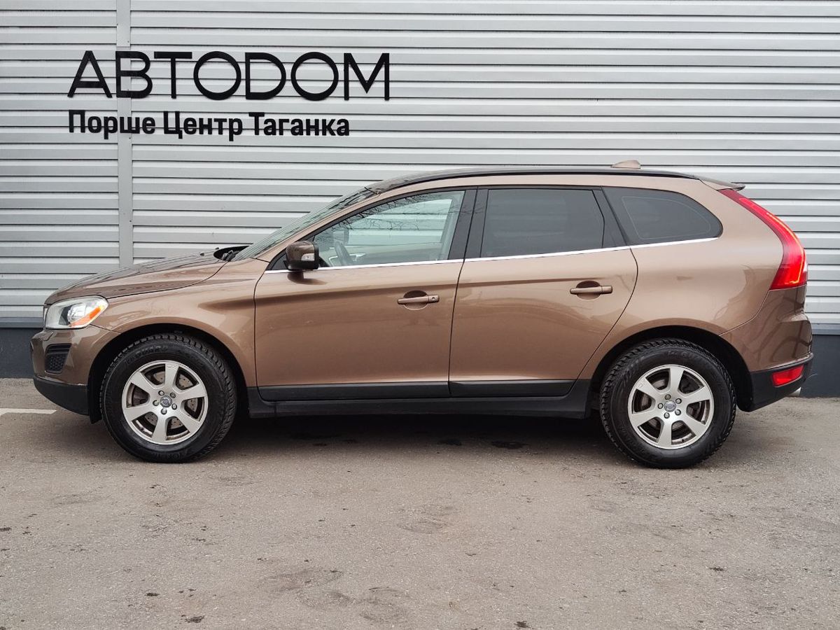 Volvo XC60 Summum 2.4d AT 4WD (163 л.с.)