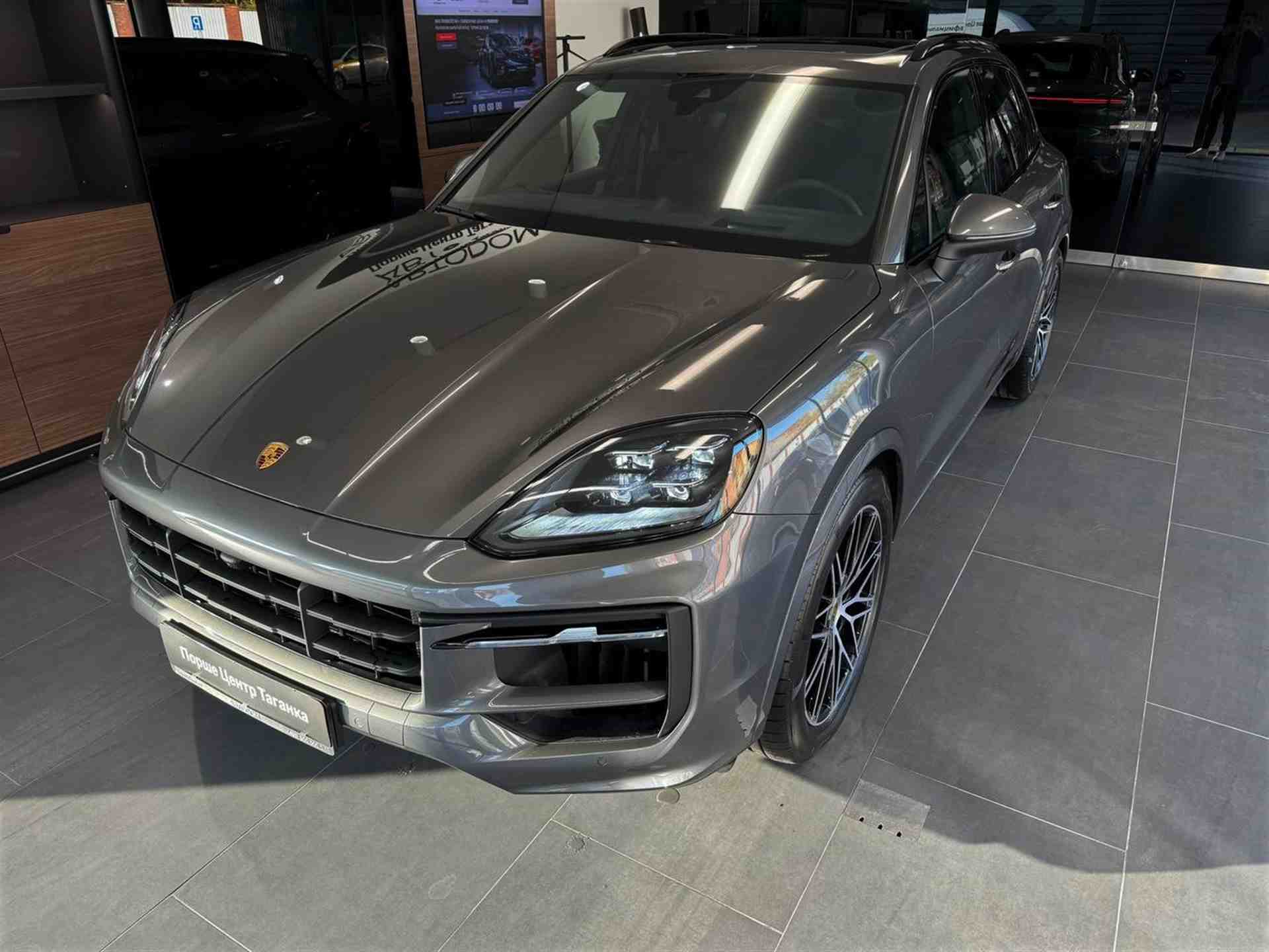 Porsche Cayenne 3.0 AT 4WD (353 л.с.)