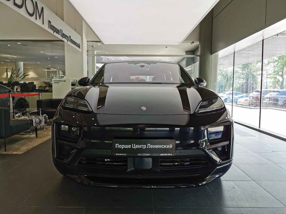 Porsche Macan Turbo Electric Turbo 96 kWh Electro AT 4WD (470 кВт)