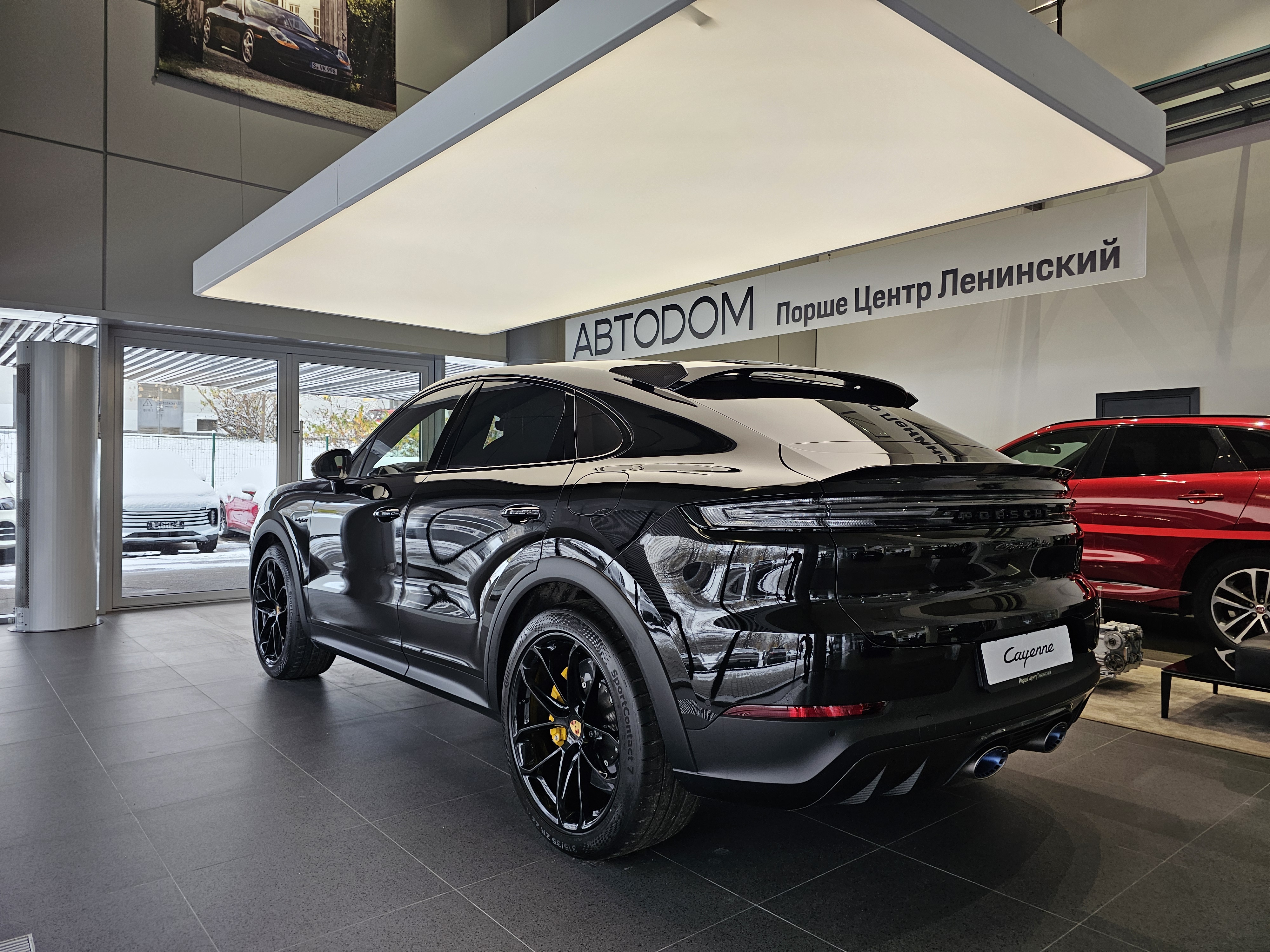 Porsche Cayenne Turbo E-Hybrid Coupé with GT package Turbo E-Hybrid GT Package 4.0hyb AT 4WD (739 л.с.)