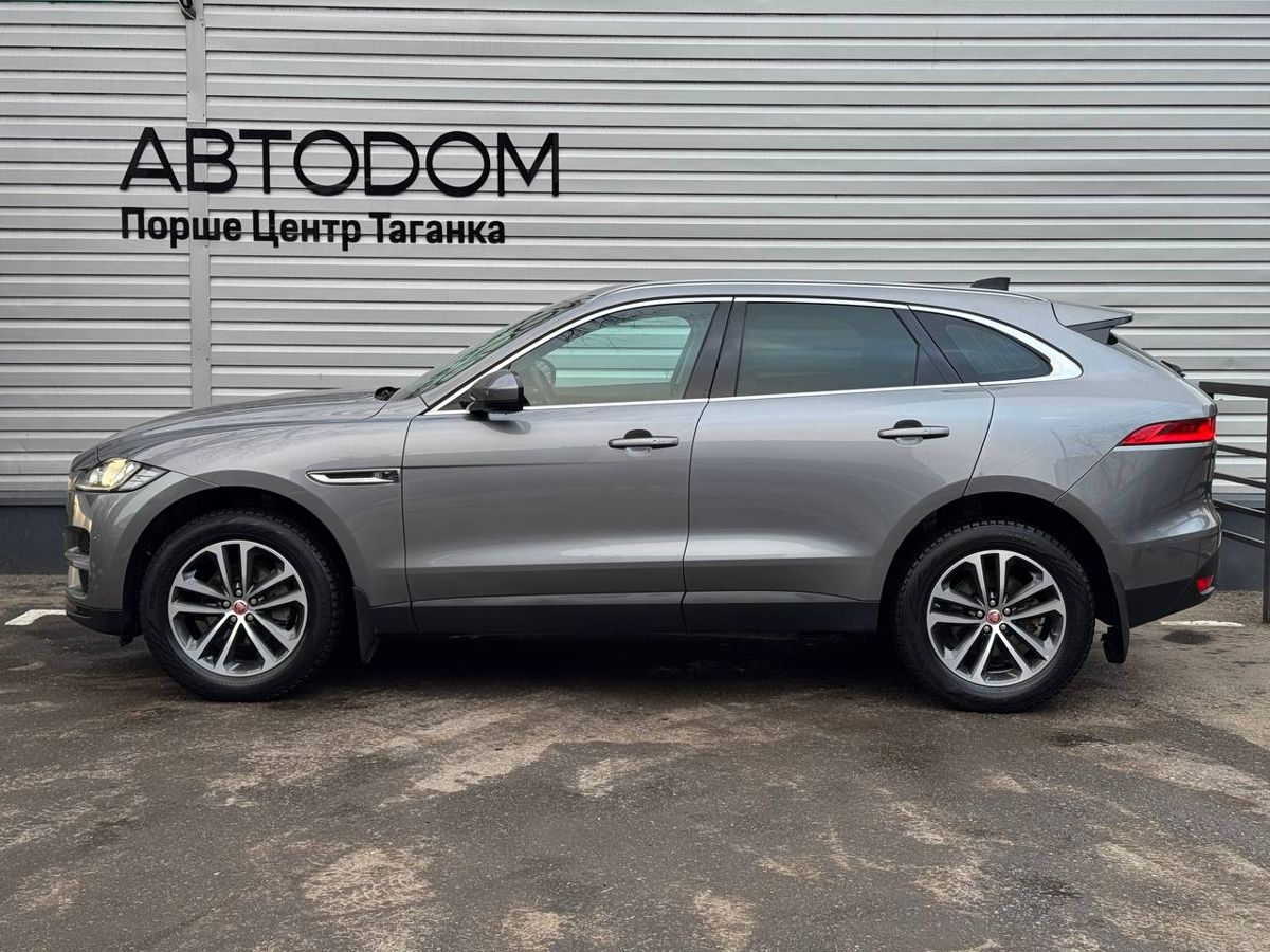 Jaguar F-Pace Prestige 2.0 AT 4WD (249 л.с.)