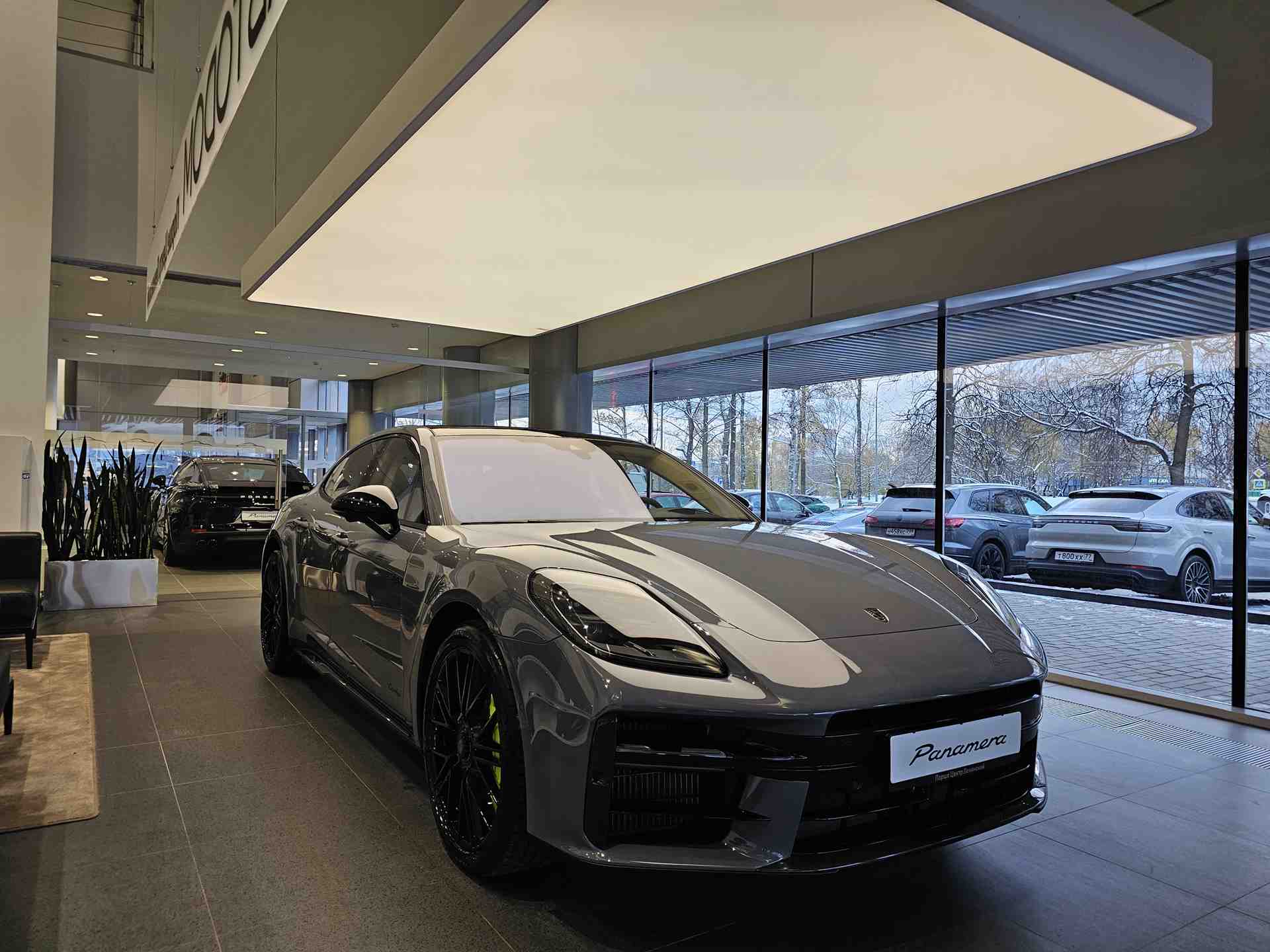 Porsche Panamera Turbo E-Hybrid 4.0hyb AMT 4WD (680 л.с.)