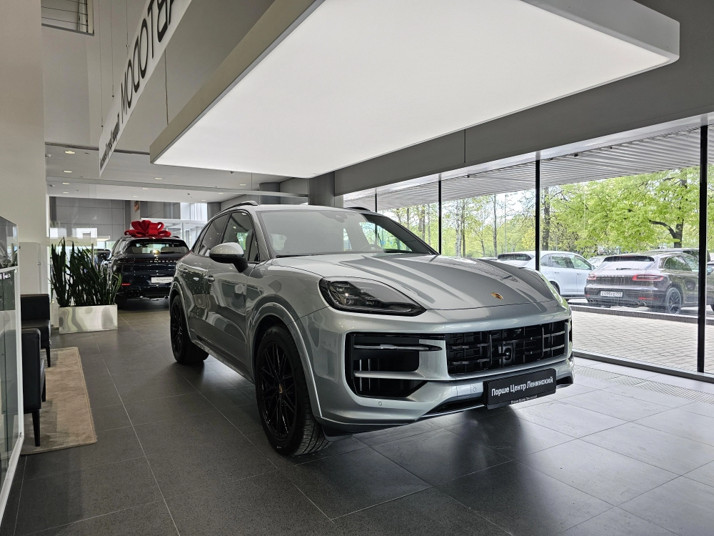 Porsche Cayenne 3.0 AT 4WD (353 л.с.)