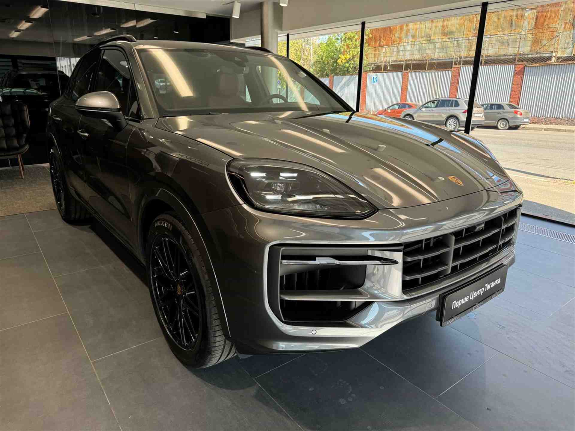 Porsche Cayenne 3.0 AT 4WD (353 л.с.)