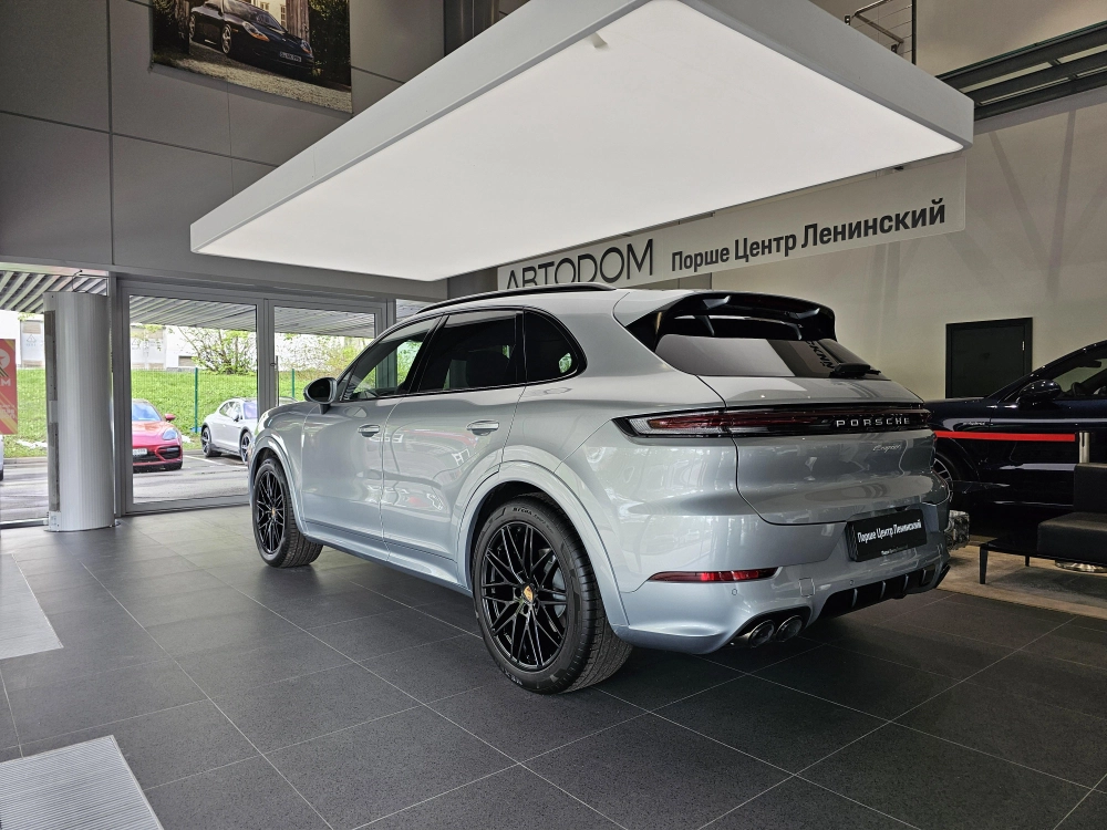 Porsche Cayenne 3.0 AT 4WD (353 л.с.)