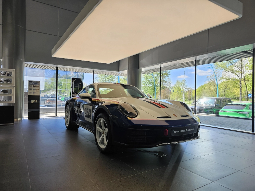 Porsche 911 Dakar 3.0 AMT 4WD (480 л.с.)
