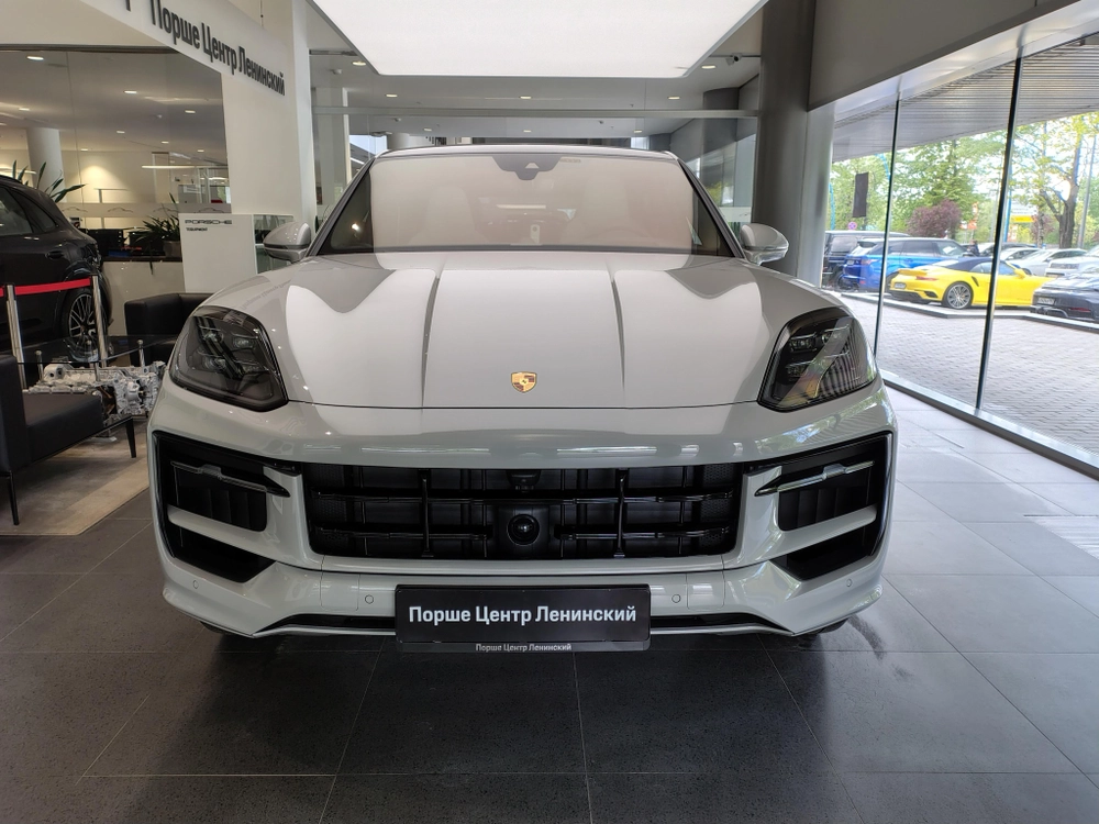 Porsche Cayenne Coupé 3.0 AT 4WD (353 л.с.)