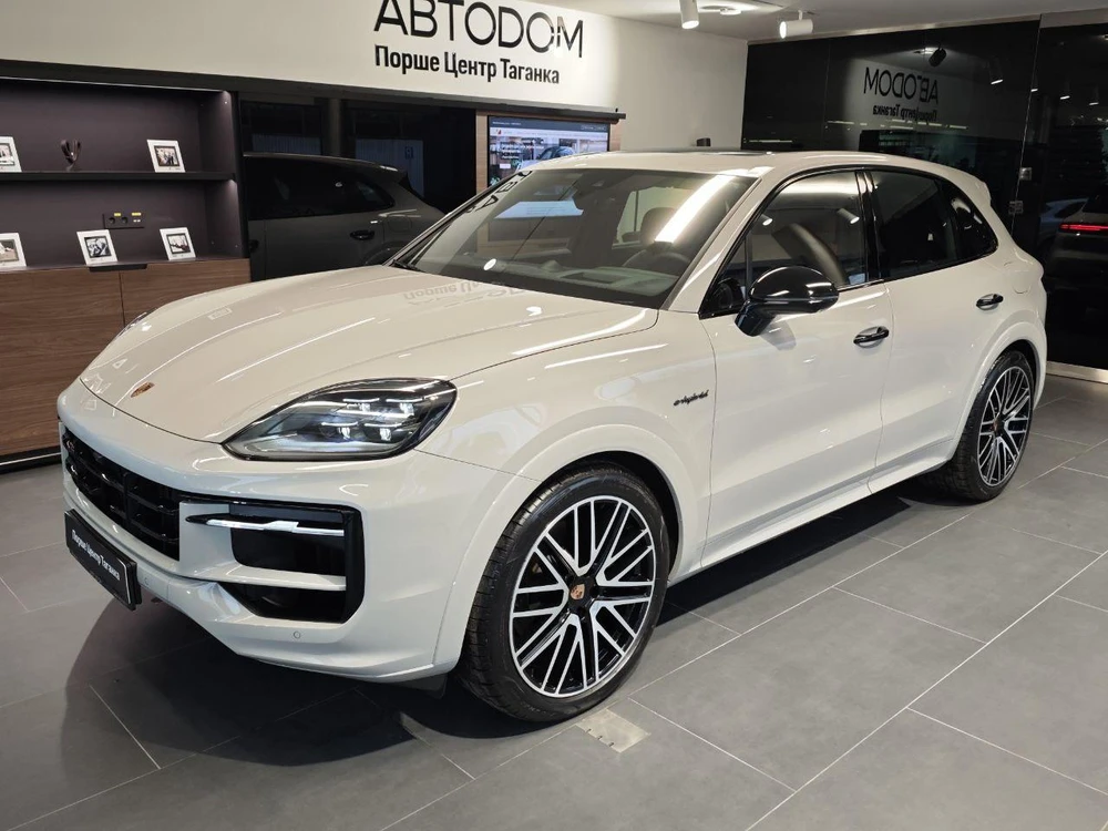 Porsche Cayenne E-Hybrid Coupé 3.0hyb AT 4WD (470 л.с.)