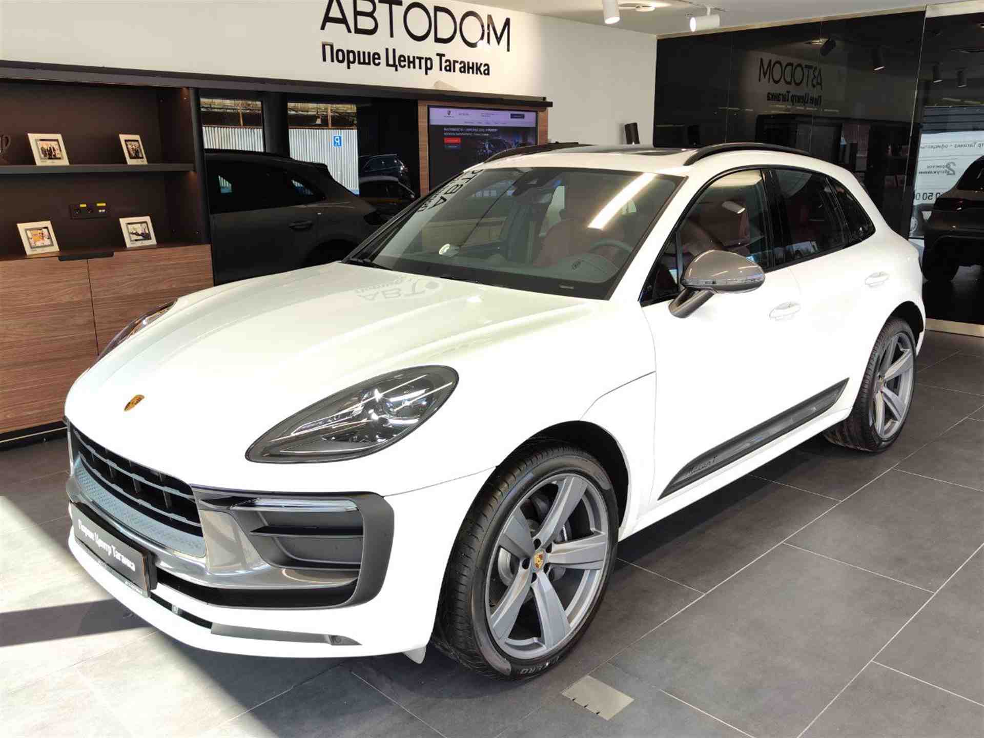 Porsche Macan T 2.0 AMT 4WD (265 л.с.)