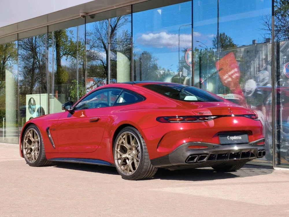Mercedes-Benz AMG GT AMG GT 63 4.0 AT 4Matic (585 л.с.)