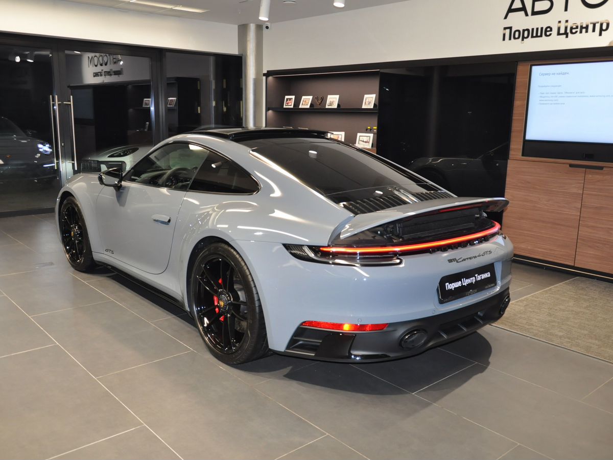 Porsche 911 Carrera 4 GTS 3.0 AMT 4WD (480 л.с.)