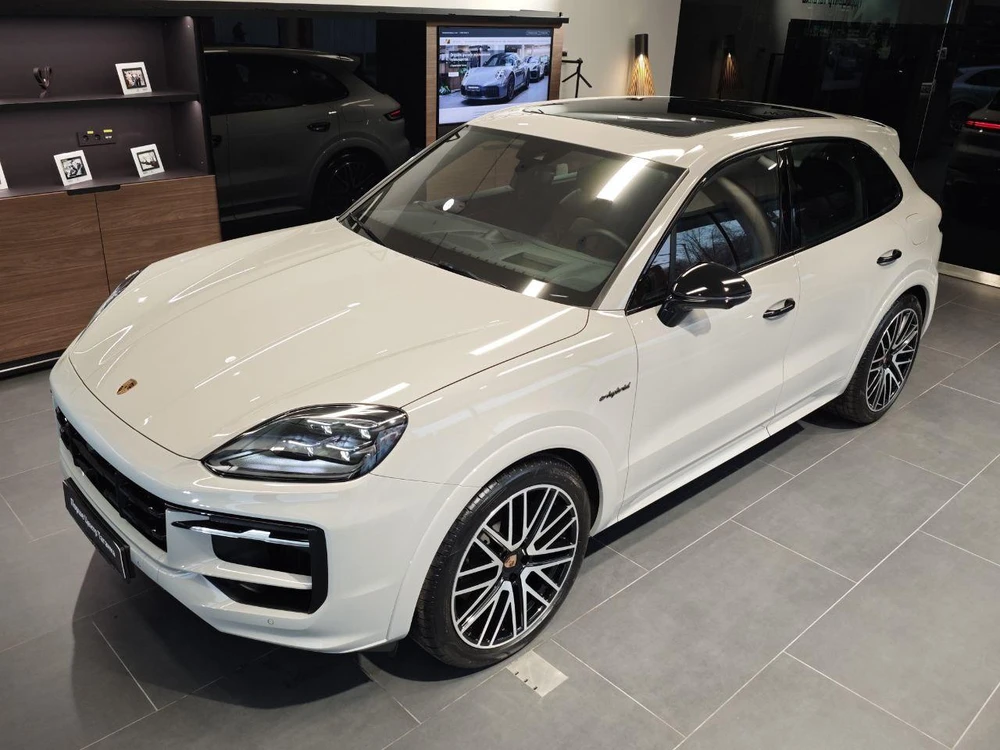 Porsche Cayenne E-Hybrid Coupé 3.0hyb AT 4WD (470 л.с.)