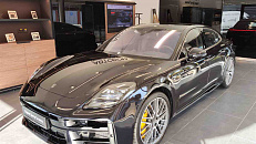 Porsche Panamera Turbo E-Hybrid 4.0hyb AMT 4WD (680 л.с.)